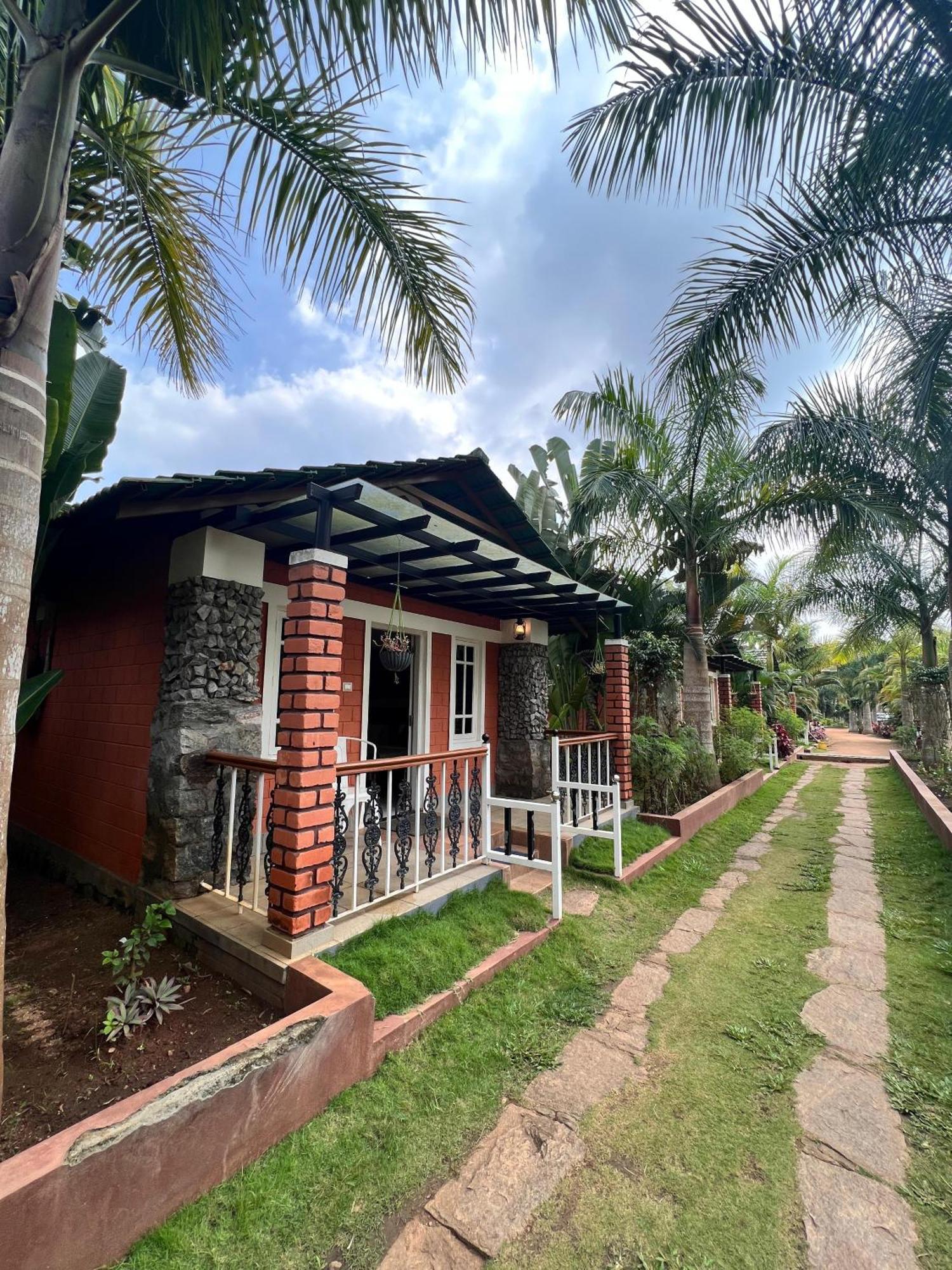 Coorg Nesara Hotel And Resort Kushālnagar エクステリア 写真